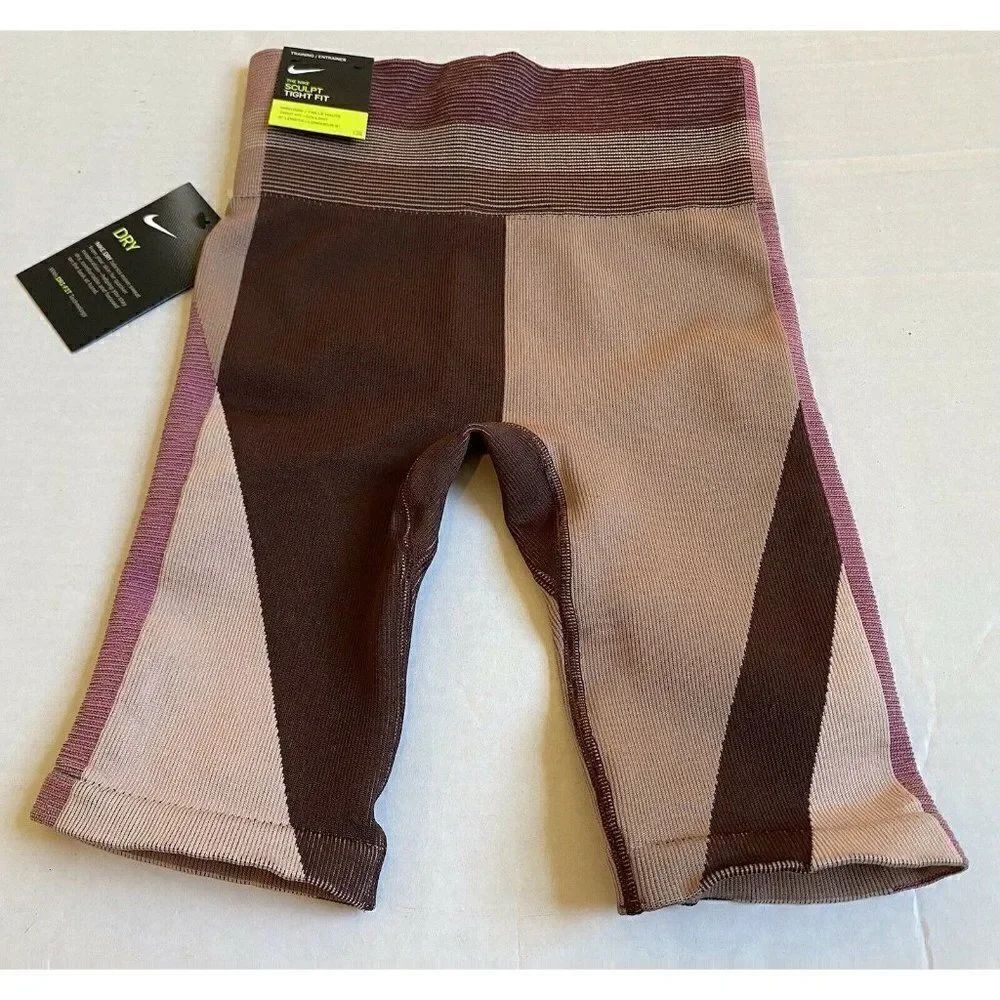 Nike‎ Icon Clash Sculpt Seamless 8